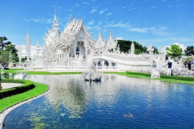 Full Day Chiang Rai 3 Temples White, Blue,Big Bhudha Temples - 7:00 am Pickup and the Road to Chiang Rai