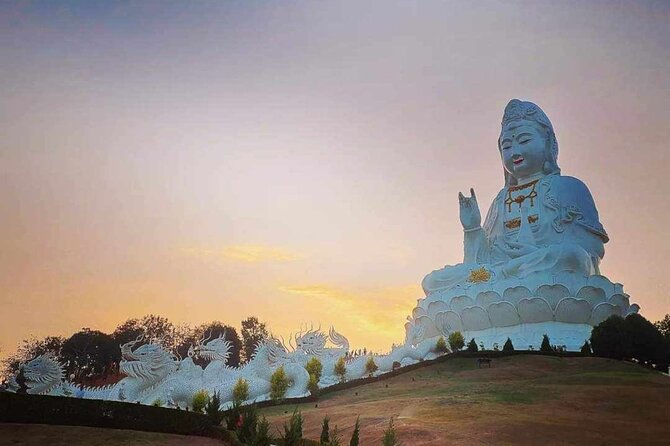 Full-Day Chiang Rai Temples Tour from Chiang Mai with Hot Spring - A guide can turn three photo stops into a cultural visit