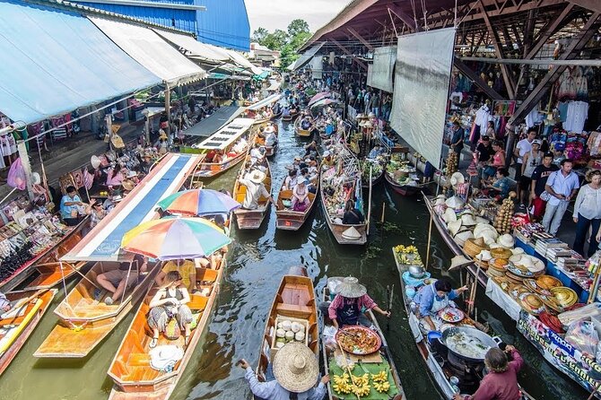 Full-Day Floating Market and Maeklong Railway Market Private Tour from Bangkok - Thai lunch before the temple stops