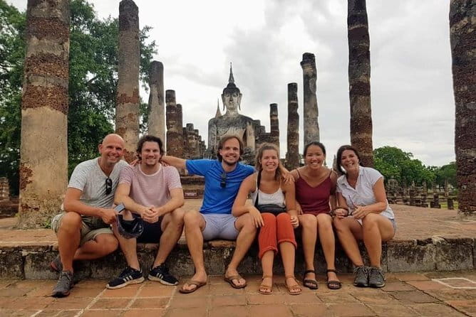 Full-Day Historical Park and Countryside Tour in Sukhothai - Wat Mahathat, the ceremonial heart of Sukhothai