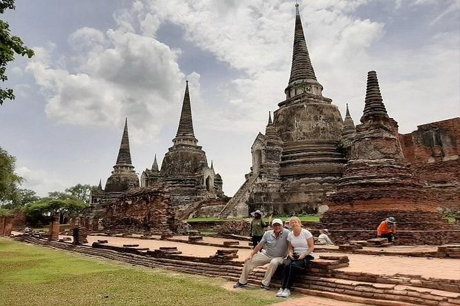 Full-Day Private Ayutthaya and Bang Pa-In Summer Palace from Bangkok - Bang Pa-In Palace: a royal retreat with many styles