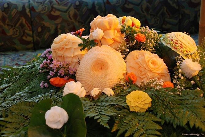 Full Day Professional Thai Fruit and Vegetable Carving Class - Your first lessons in patterns and floral designs