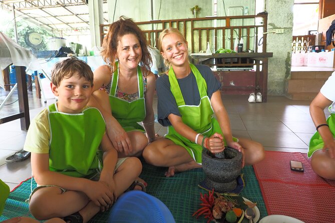 Full Day Thai Cooking at Farm (Chiang Mai) - Learning to use a wok and make curry paste