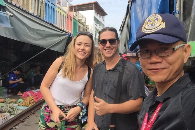 Fullday Private Tour Guide Service with Thai LUNCH in & around Bangkok(8 Hours) - Wat Saket and the Marble Temple