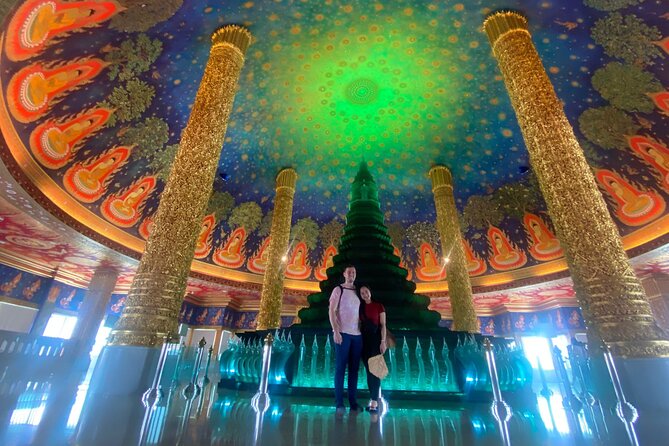 Giant Buddha and Bangkok Local Tour - From temple grounds to Khlong Bang Luang