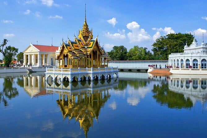 Grand Palace & Emerald Buddha Private Tour [Optional Luxury] - Seeing Thai fabrics at Queen Sirikit Museum of Textiles