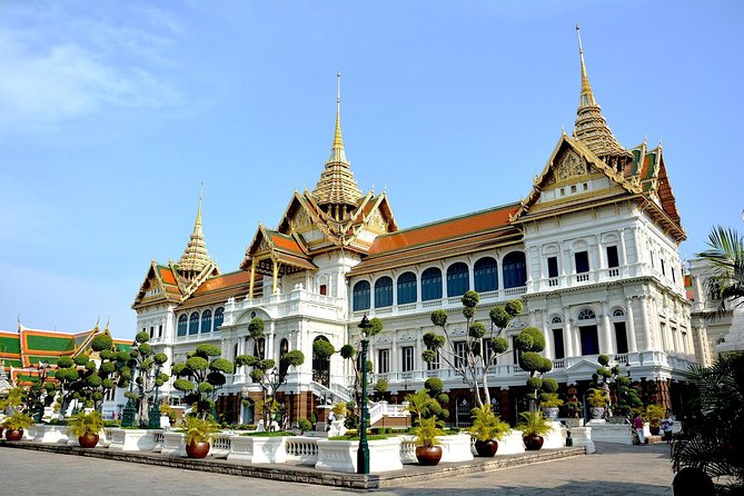 Grand Palace , Thai dance & Fun street walk in Bangkok - Why the Grand Palace gives this tour its shape