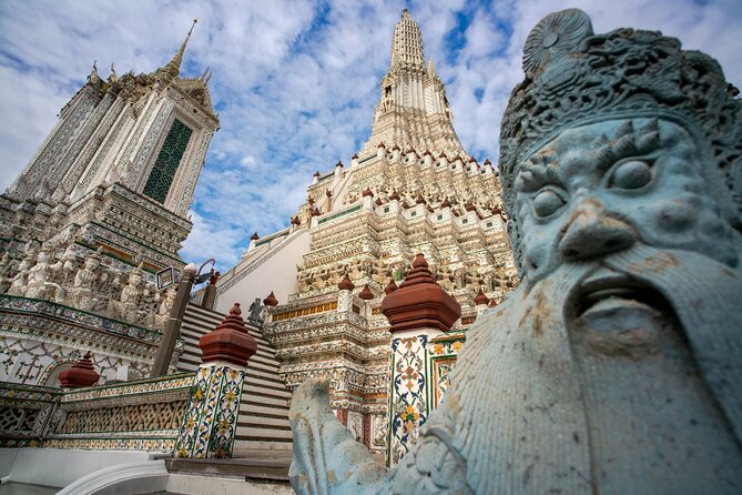 Grand Palace & Wat Arun Immersive Guided Walking Tour 3-Hour - Wat Arun and Its Mosaic-Covered Chedi