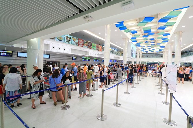 Guided Fast Track Immigration From Aircraft to Arrivals– Bangkok - Meeting your assistant at Suvarnabhumi Airport