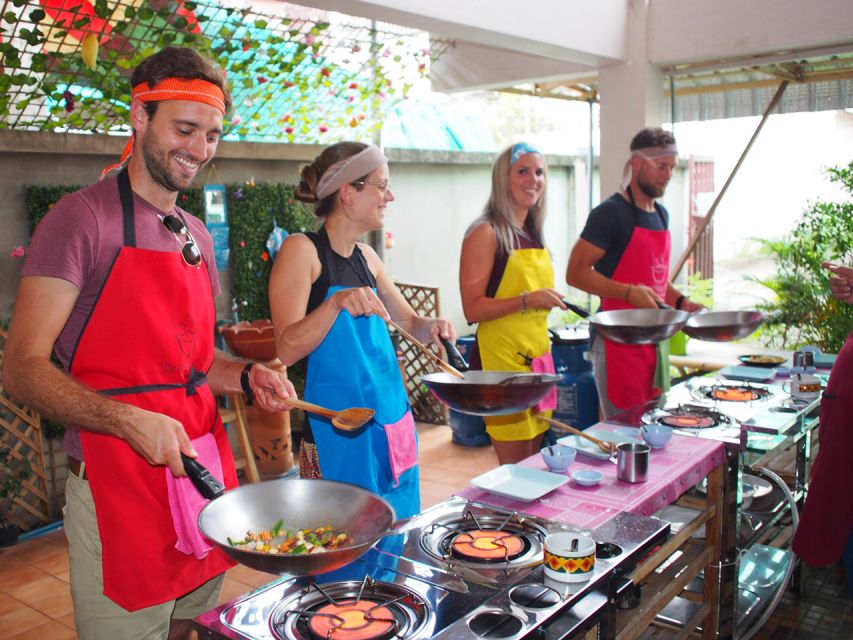 Half-Day Cooking Class with Market Tour - Choosing your Thai dishes