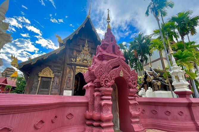 Half day Doi Suthep Temple and city temples (Private tour) - Timing, clothing, and the small details that matter