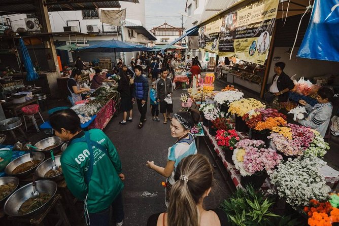 Half Day Evening Cooking Class with Market Tour in Chiang Mai - Who should book this Chiang Mai class