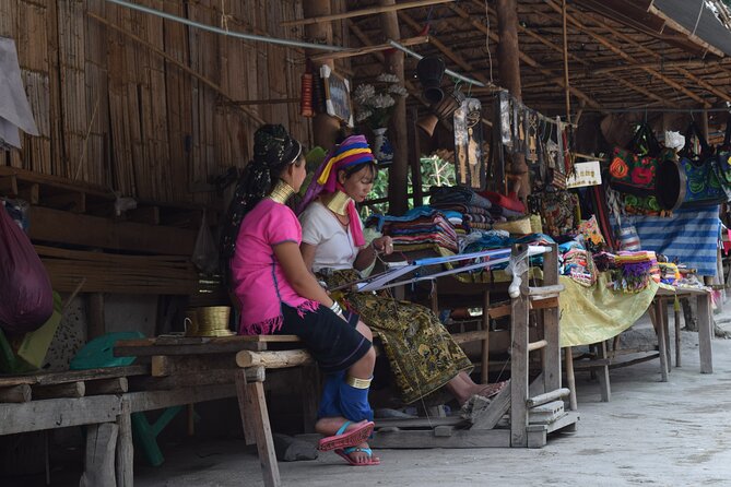Half day Long Neck hill tribe and Hmong hill tribe village - Private Transport and the Four-to-Five-Hour Schedule