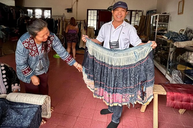 Half day Long Neck hill tribe and Hmong hill tribe village - How to Approach the Villages Respectfully