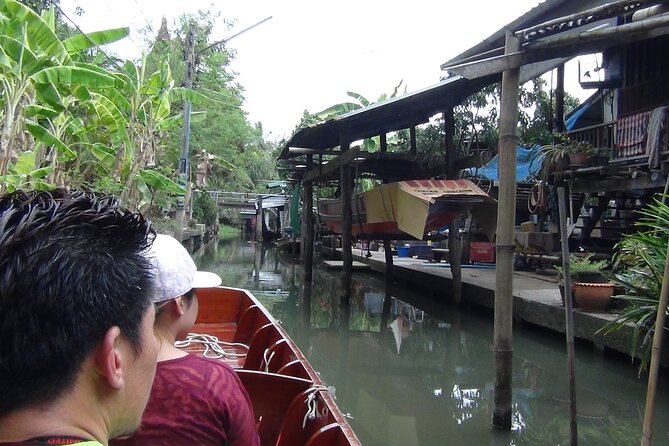 Half-Day Tour : PRIVATE Grand Palace & Temples - Chinatown adds Bangkok’s commercial side