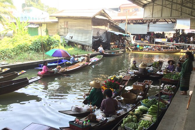 Half-Day Tour : PRIVATE Grand Palace & Temples - A guide can make the difference
