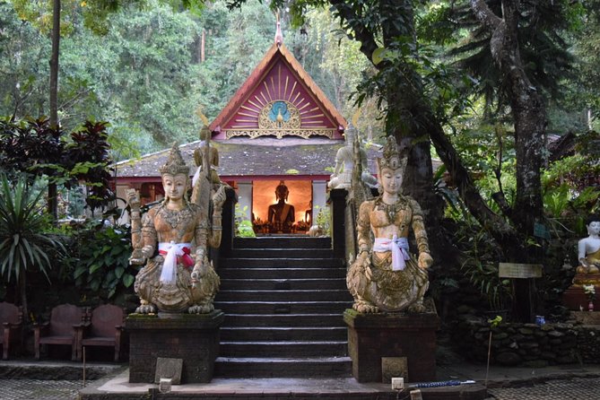 Half Day Umong Temple and Monk Chanting at Doi Suthep Temple ( Private tour) - Wat Phra That Doi Suthep and the evening chant