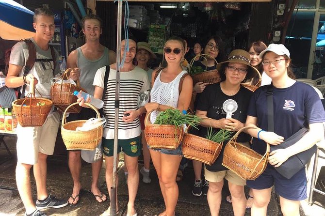 Hands on Thai Cooking Class and Market Tour - Making curry paste from scratch