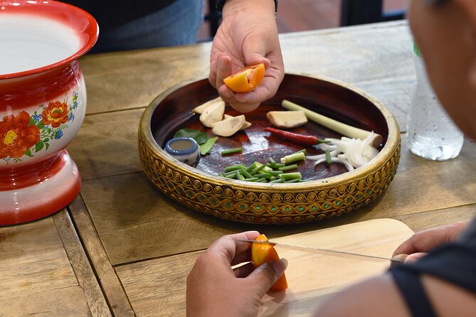 Hands-on Thai Cooking Class & Market Tour in Sukhumvit - The morning market visit and the afternoon alternative