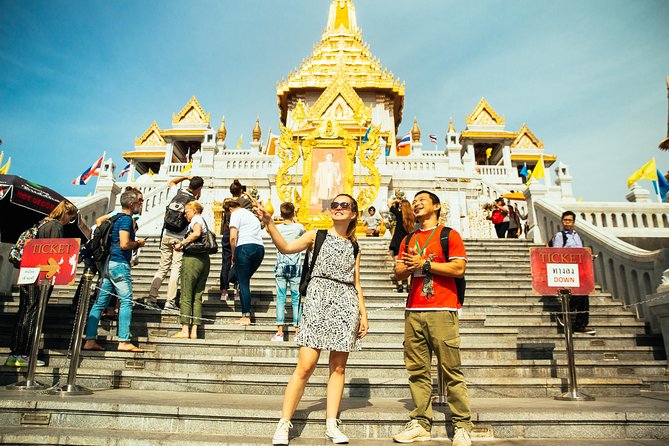 Highlights & Hidden Gems With Locals: Best of Bangkok Private Tour - Starting at Sala Chalermkrung Royal Theatre