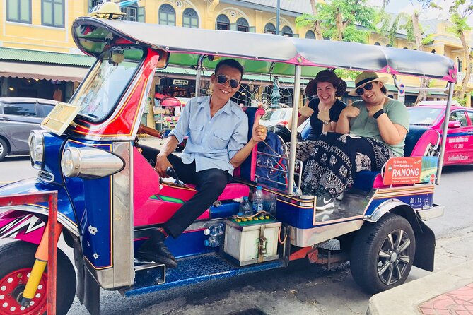 Highlights of Bangkok (Private Day Trip) - Taking a lunch break before Wat Pho