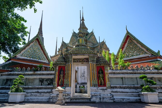 Highlights of Bangkok (Private Day Trip) - What the guide adds to the day