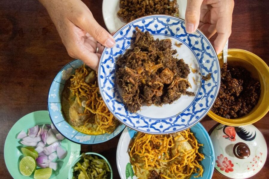 Hua Hin: Eat Like a Local Thai Food Tour - Key points at a glance
