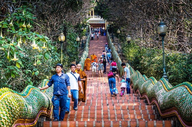Iconic Half-Day Landmarks & Temples of Chiang Mai - Why this half-day route works