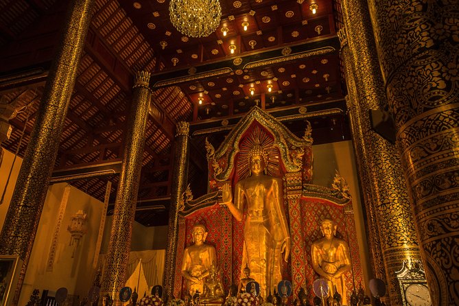 Iconic Half-Day Landmarks & Temples of Chiang Mai - Warorot Market and a taste of ordinary Chiang Mai