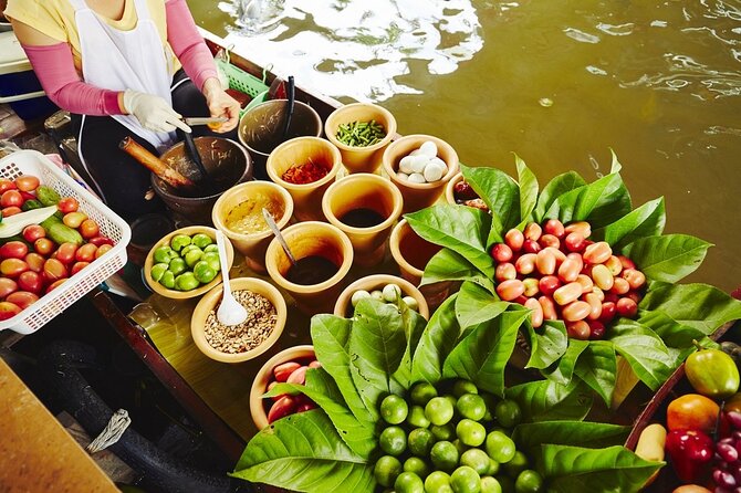 Iconic Markets: Damnoen & Train Market Explore - The optional long-tail boat ride