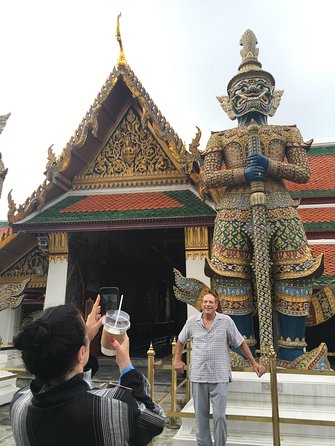 In and around Bangkok Private Tour Guide with Custom Experience - Temples around the Grand Palace and river