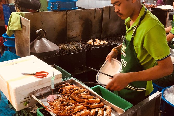 Incredible Bangkok Food Tour - The Michelin Guide samples and the final desserts