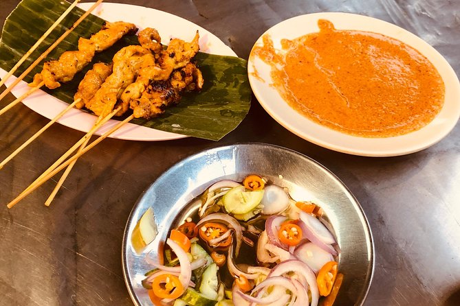Incredible Bangkok Food Tour - How much food do you really get?