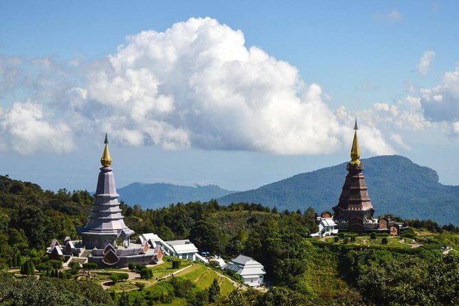 Inthanon Day Trip from Chiang Mai with Lunch - Group or Private - The minivan ride and small-group setup