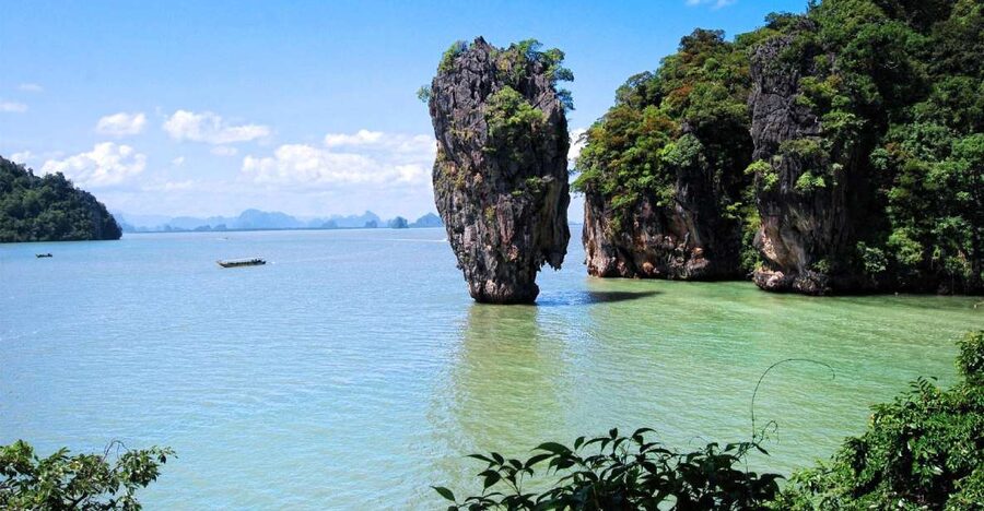 James Bond Island: Sightseeing Tour by Longtail Boat & Kayak - James Bond Island and Khao Phing Kan