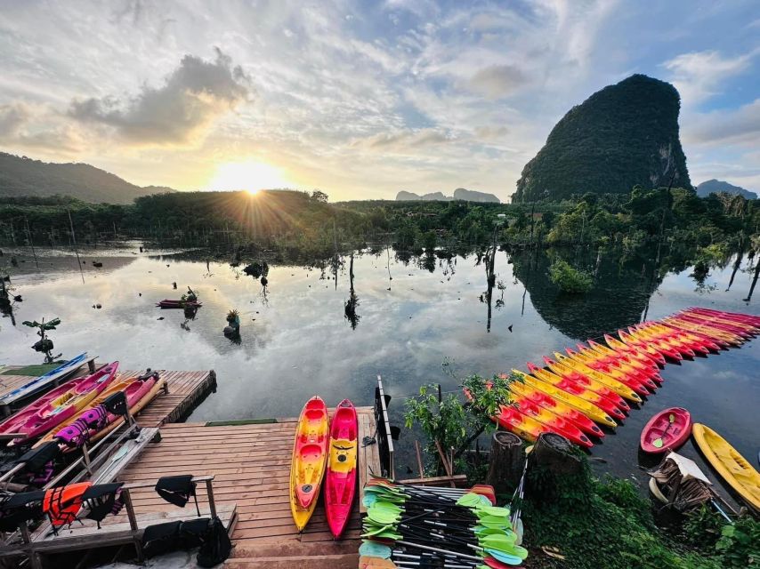 Kayaking and swiming klongrood - The crystal lagoon and its fresh spring water