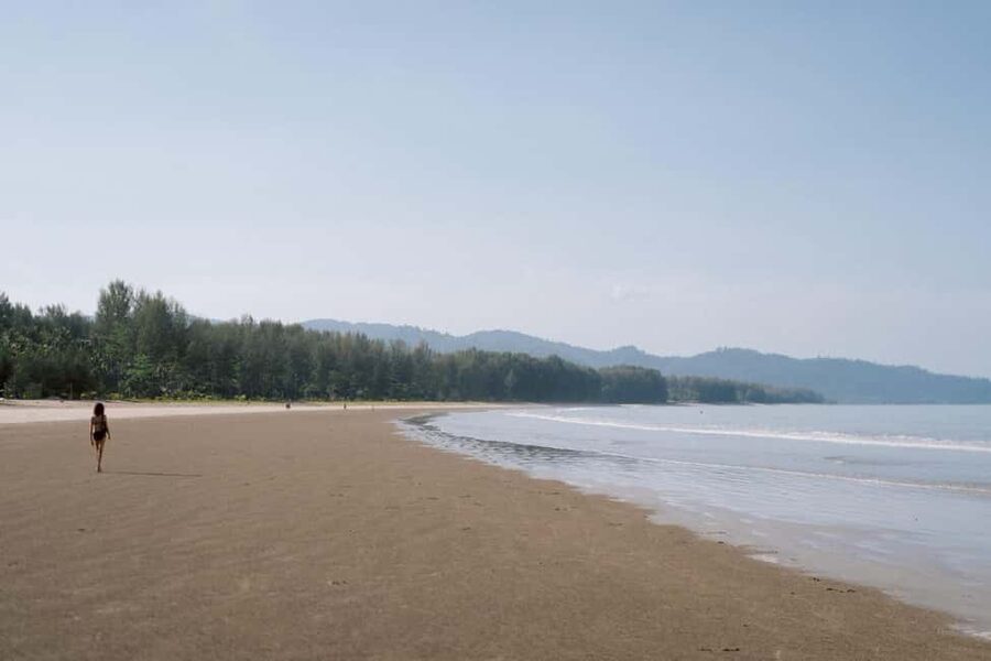 Khao Lak: 1.5-Hour Small Group Surfing Experience - Why Memories Beach works for a first surfing lesson