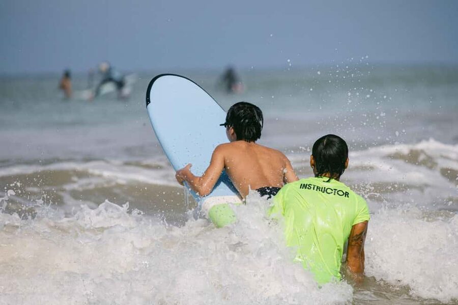 Khao Lak: 1.5-Hour Small Group Surfing Experience - The 60-minute ocean session: from lying down to standing