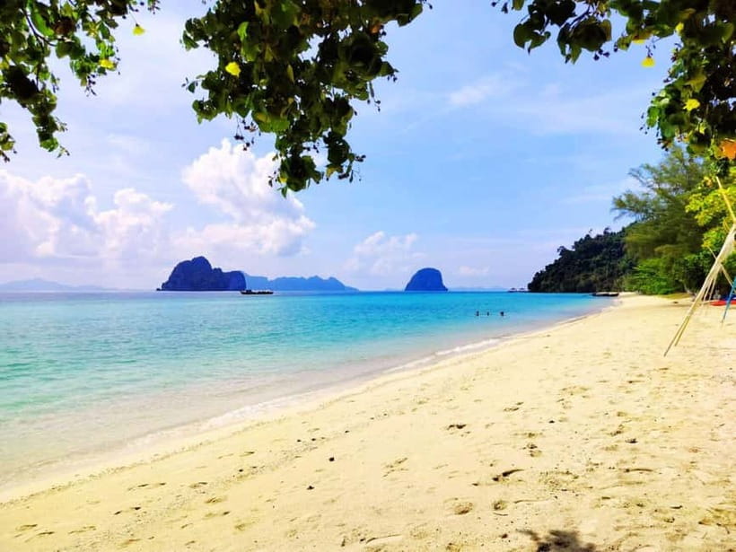 Ko Lanta: 4 Islands Snorkeling Tour by Longtail Boat - The return boat ride needs respect