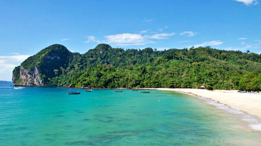 Ko Lanta: Emerald Cave and 4 Islands Tour by Longtail Boat - What the $34 price includes