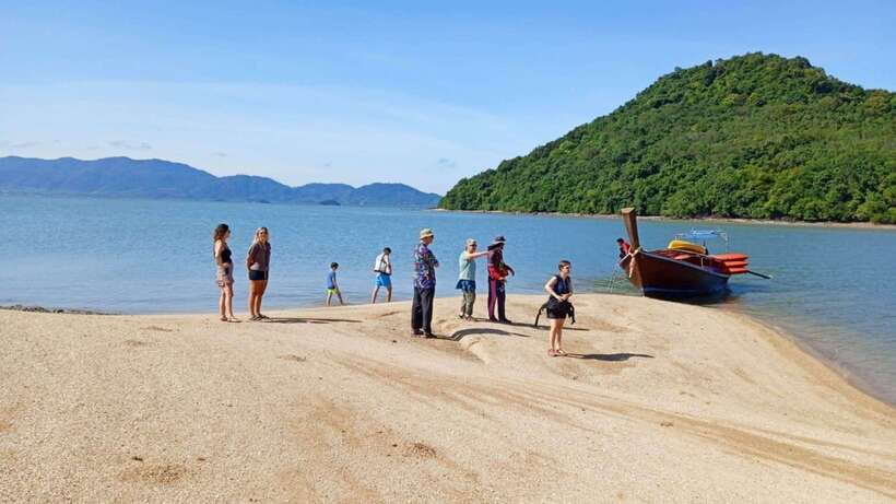 Ko Lanta: Ko Aung, Ko Phee Ghost Cave Island, Talabeng Kayak - Talabeng Island is the active centerpiece