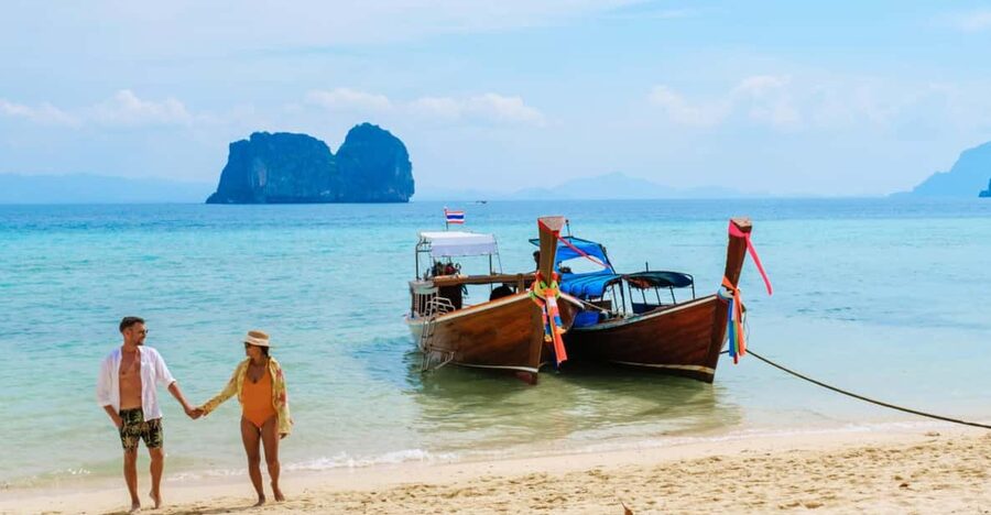 Ko Lanta: Private Exploration– Mangroves, Old Town & Beaches - Thung Yee Pheng mangroves and the monkey encounter