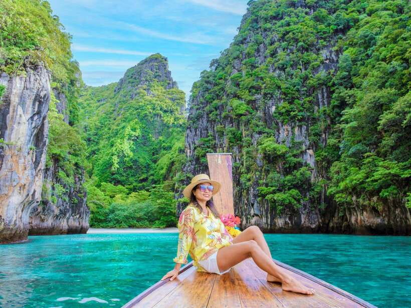Ko Lanta: Unique 4-Island Long-Tail Snorkeling Tour w/ Lunch - Shared or private: which option fits?