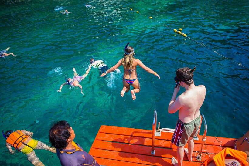 Ko Tao: Morning Trip to Ko Nangyuan’s Serene Oasis by Oxygen - Meeting the Oxygen at Mae Haad Pier