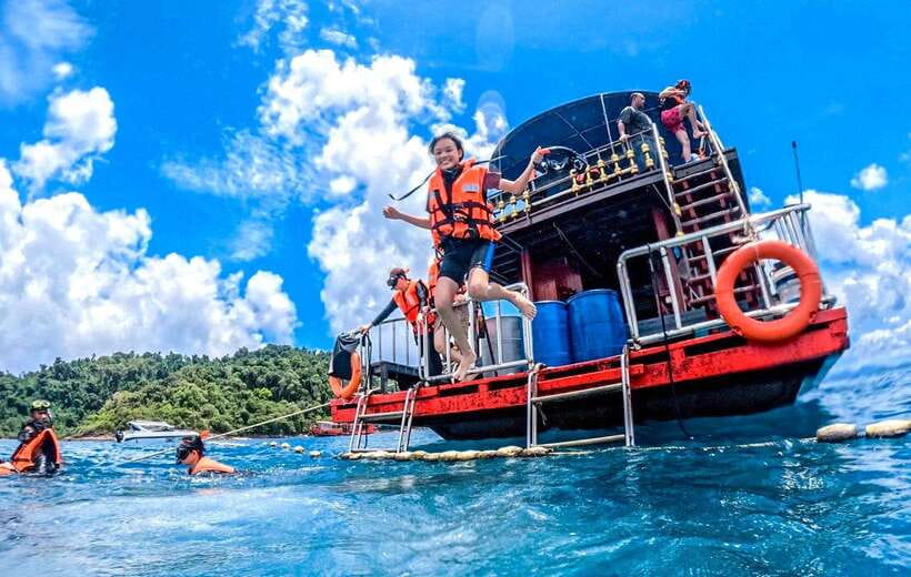 Koh Chang: 3 or 4 Islands Snorkel & Beach Tour by Big Boat - Key points to know before booking
