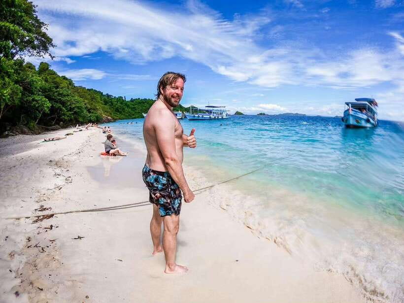 Koh Chang: 3 or 4 Islands Snorkel & Beach Tour by Big Boat - What the big boat is really like