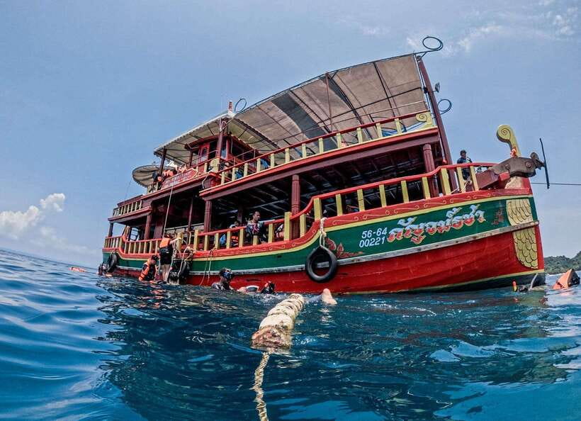 Koh Chang: 3 or 4 Islands Snorkel & Beach Tour by Big Boat - Koh Yak Yai: the final main snorkeling stop