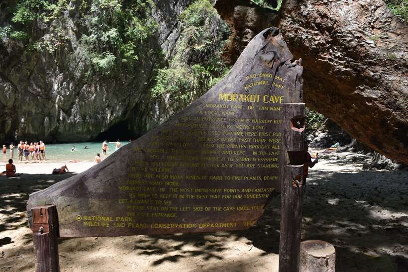 Koh Lanta: 4-Island Adventure Tour to Emerald Cave - Koh Ngai ends the day on a quiet note