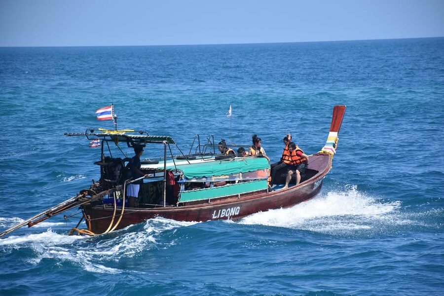 Koh Lanta: 4 Islands and Emerald Cave Tour by Longtail Boat - Key points before you book