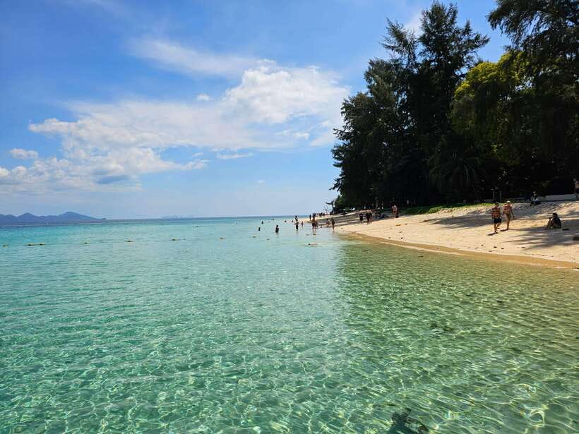 Koh Lanta: 4 Islands Tour by Speedboat with Snorkeling - Weather, safety, and what to pack